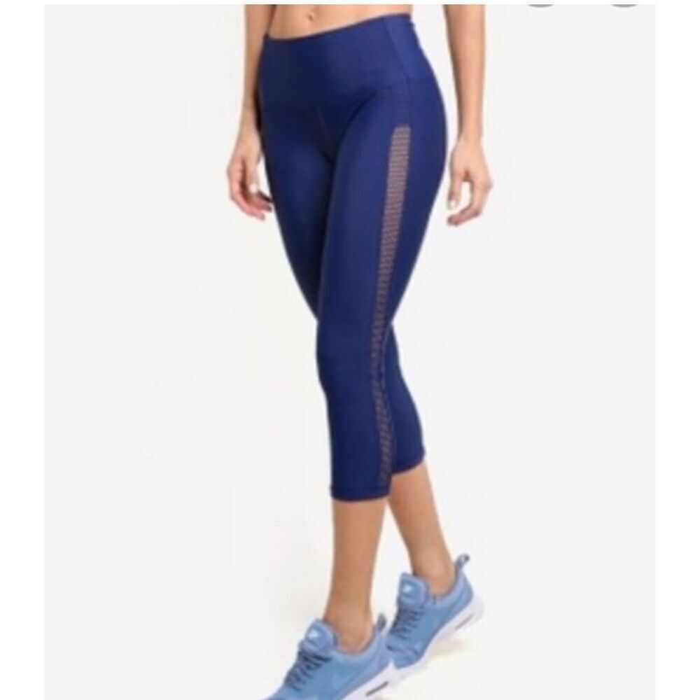 EUC Lorna Jane Navy Core Exertion Mesh Side Leggings Yoga Pants - Medium